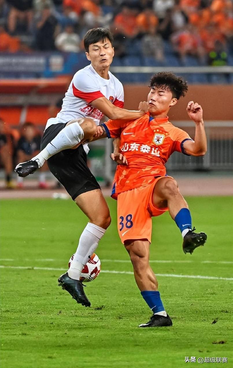 开云体育-今晨山东泰山调整名单以备足总杯，扳平良机环节打磨，压力陡增，细节决定成败的简单介绍