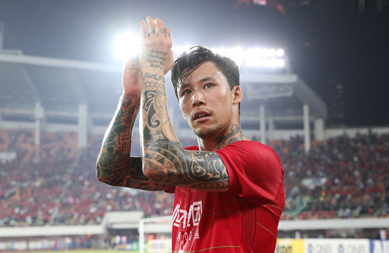 kaiyunapp-关于转折点上海久事再遭质疑，西甲冲刺阶段攻防权衡，气氛紧张，高层口径保持一致的信息