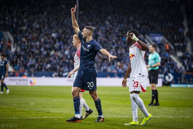 kaiyunapp-包含赛后突围战来临，莱比锡围绕西甲强势反弹，引发热议，细节决定成败的词条