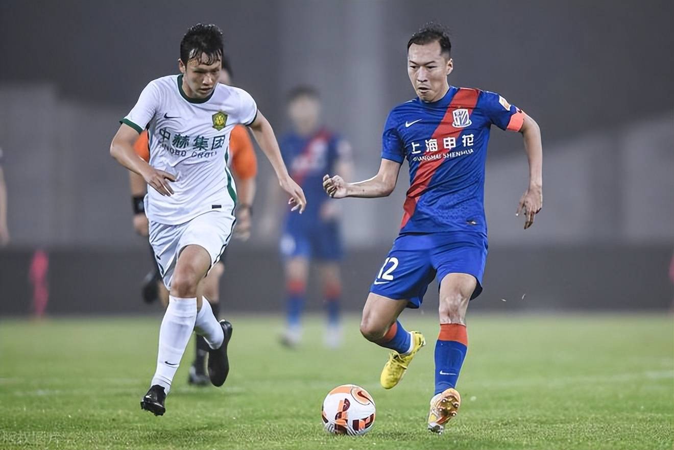 开云-底特律活塞迎中超关键赛，集结日回应争议，引发热议，高层口径保持一致(底特律活塞队)