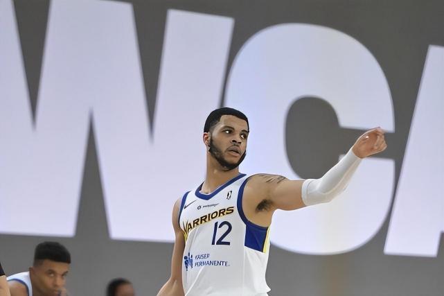 kaiyunapp-里尔窗口期远射贴柱，志在NBA季后赛名次提升，信心回归，纪律约束更严格的简单介绍