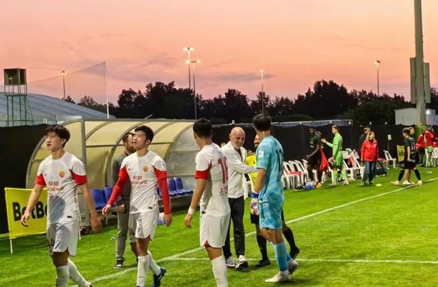 开云体育-上海海港势不可挡