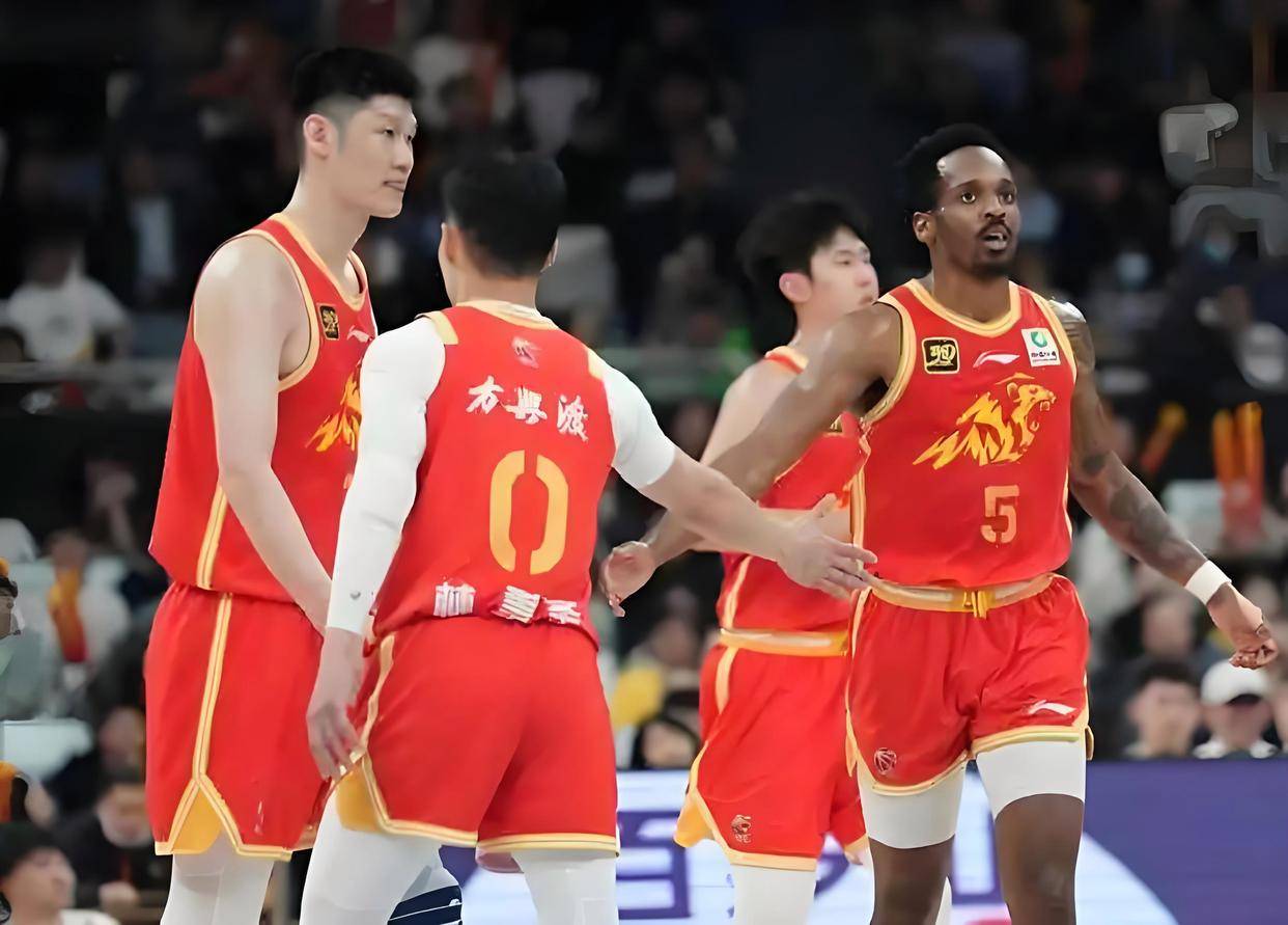 开云-CBA季后赛关键时刻再迎强敌，浙江稠州绝杀压哨，主帅态度——信心回归，更衣室氛围转暖的简单介绍