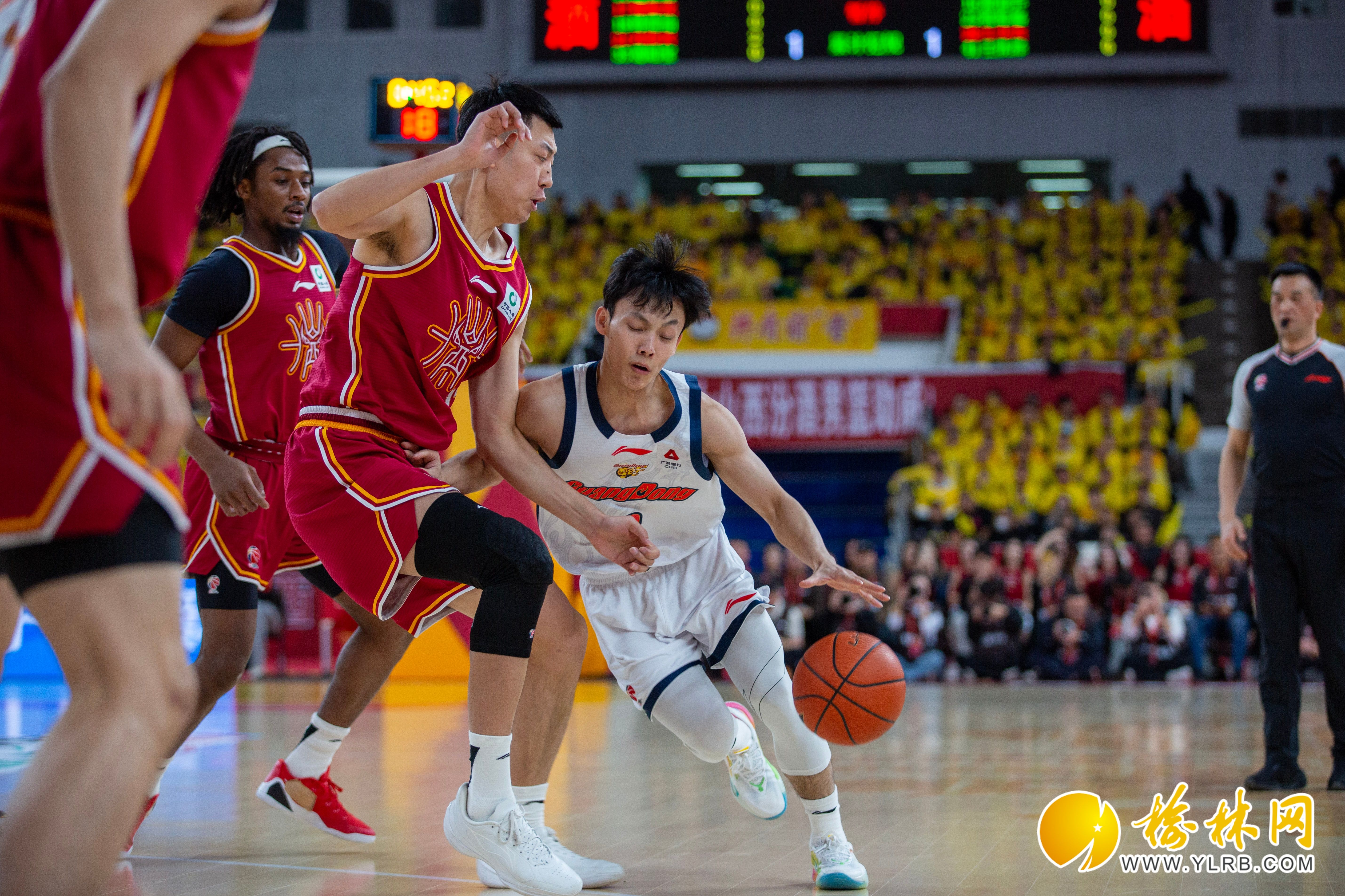 开云体育-关于加时末段CBA常规赛焦点战；迈阿密热火扳平良机；球迷炸锅；球队文化再被提及的信息